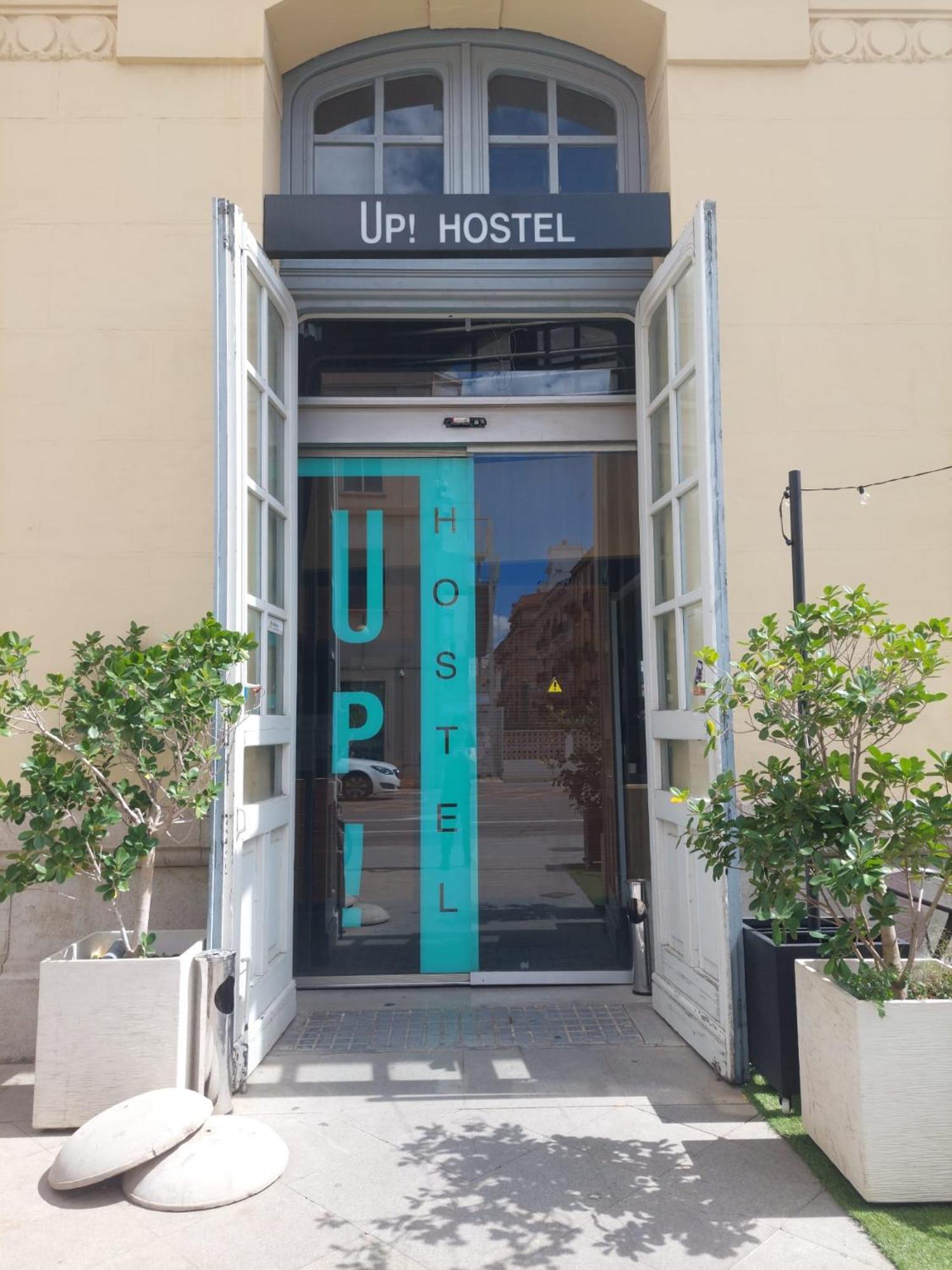 Up Hostel Valencia — Photos 3